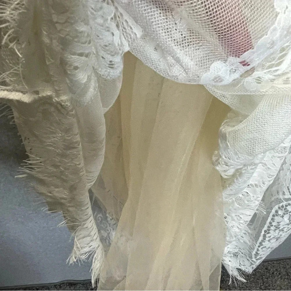 Baltic Born Leon Off Shoulder Whimsy Fairy Lace Maxi Dress - Picture 7 of 10